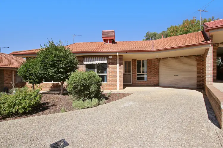 2/6 Horsfall Court, West Wodonga VIC 3690