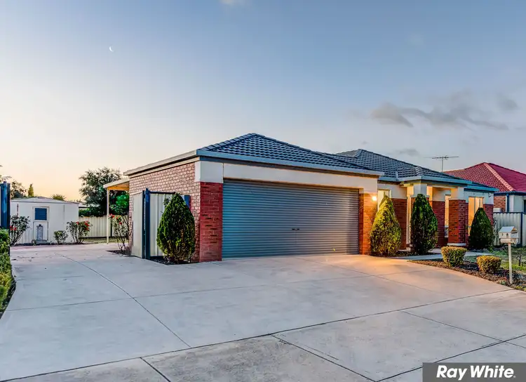 6 Whitfield Court, Truganina VIC 3029