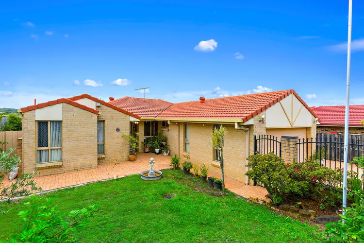 52 Sunflower Crescent, Calamvale QLD 4116