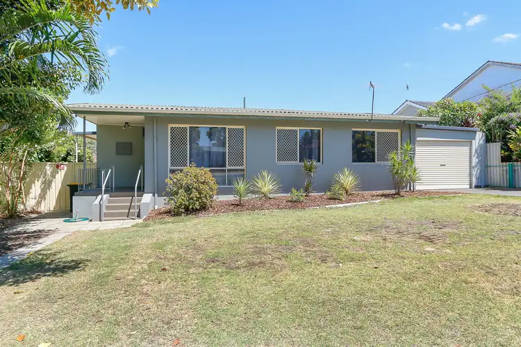 3 Hatfield Way, Girrawheen WA 6064