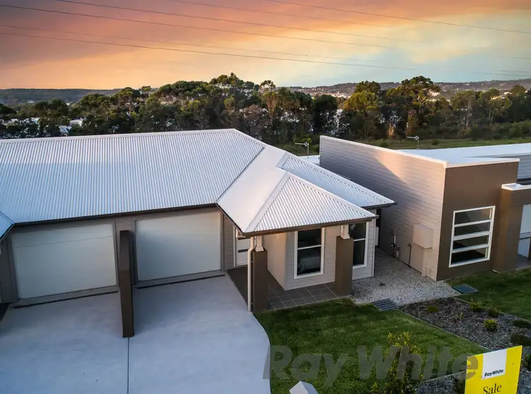32 Blantyre Road, Macquarie Hills NSW 2285