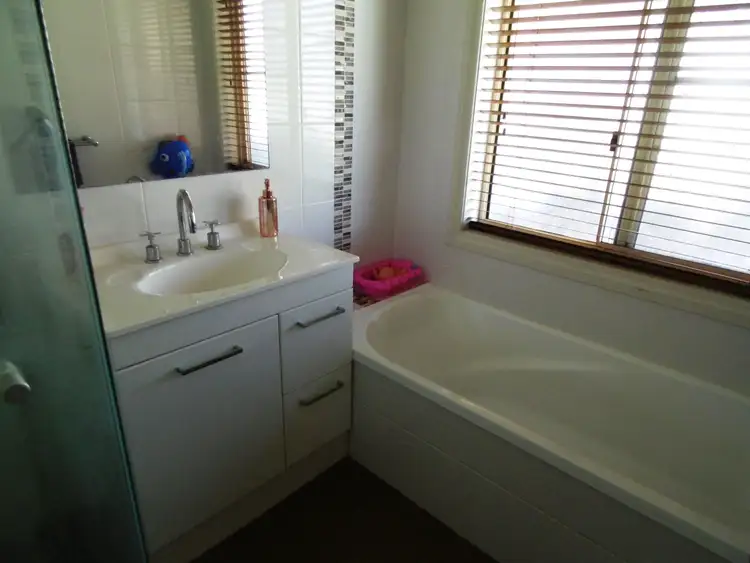 Fifth view of Homely house listing, 18 Thomas Tom Crescent, Parkes NSW 2870