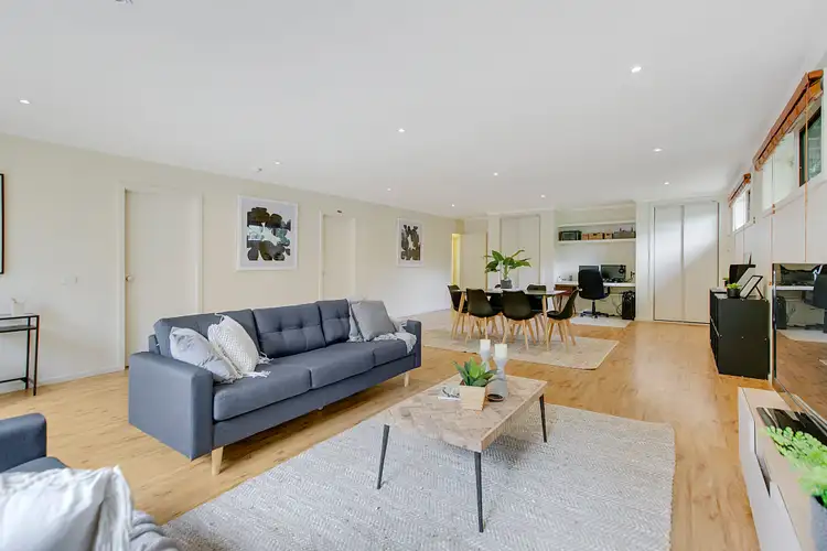 Second view of Homely house listing, 21 Helvetia Court, Frankston VIC 3199