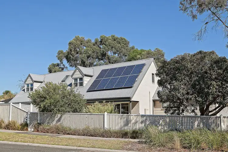 Second view of Homely house listing, 7 Rubida Drive, Langwarrin VIC 3910