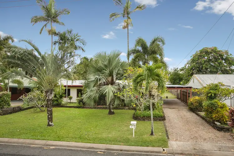 8 Whelk Close, Trinity Beach QLD 4879