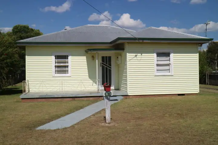 Main view of Homely house listing, 19 Bennett, Glen Innes NSW 2370