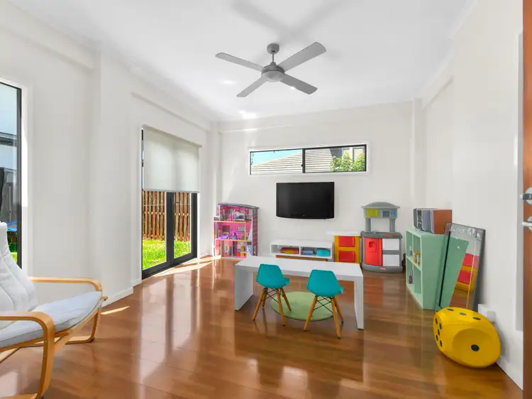 Seventh view of Homely house listing, 10 Booyong Place, Bridgeman Downs QLD 4035