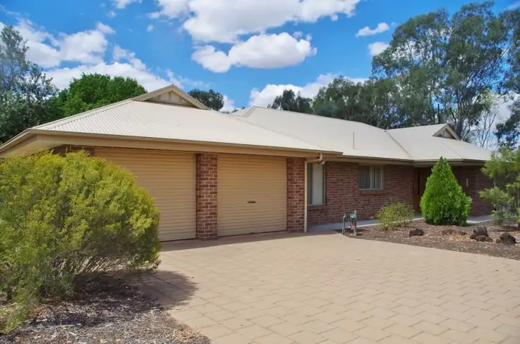 Second view of Homely house listing, 4 Sorrento Court, Renmark SA 5341