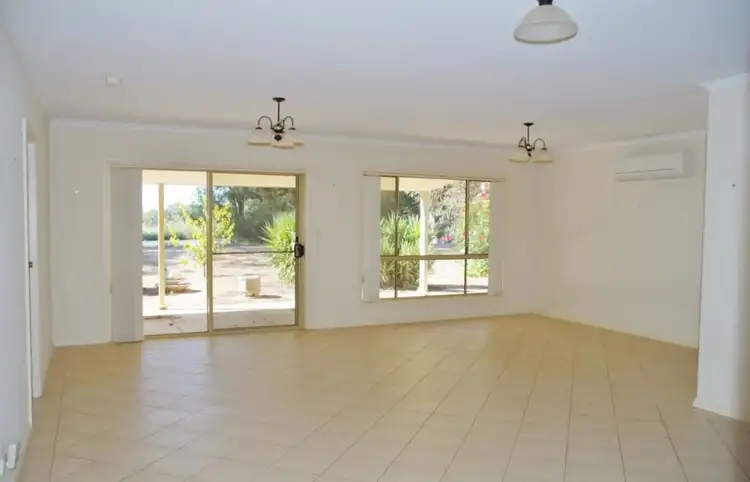 Fifth view of Homely house listing, 4 Sorrento Court, Renmark SA 5341