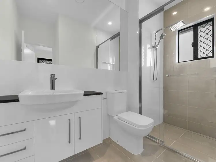 Fifth view of Homely apartment listing, 18/74 Gosford Street, Mount Gravatt QLD 4122