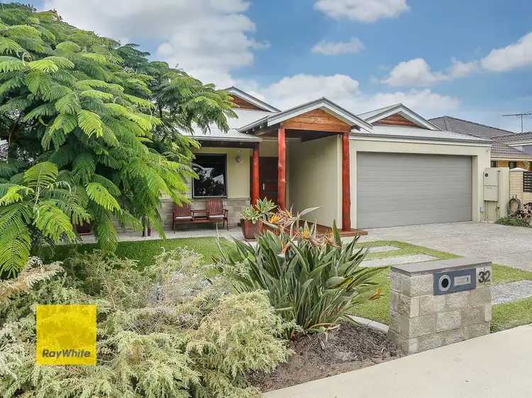 32 Conference Green, Madeley WA 6065