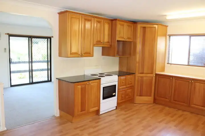 31 Menangle Avenue, Arana Hills QLD 4054