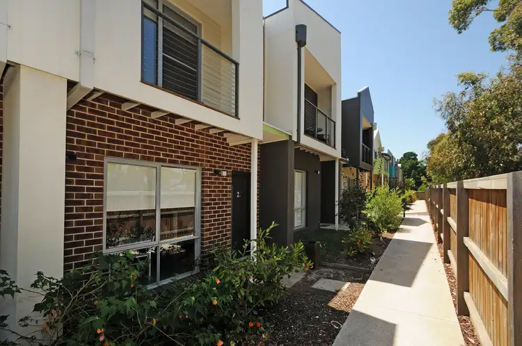 22/2 Sanoma Drive, Skye VIC 3977