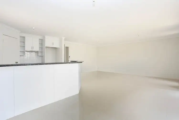 Fourth view of Homely house listing, 5 Maple Leaf Court, Munno Para West SA 5115