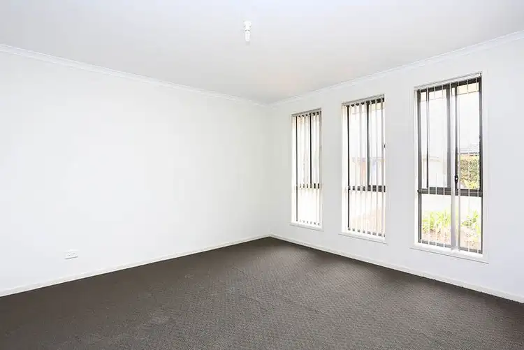 Fifth view of Homely house listing, 5 Maple Leaf Court, Munno Para West SA 5115