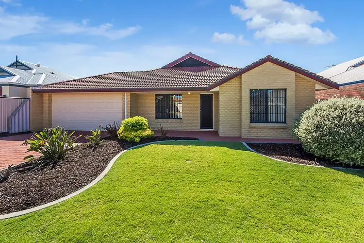 8 Caprice Pass, Rockingham WA 6168