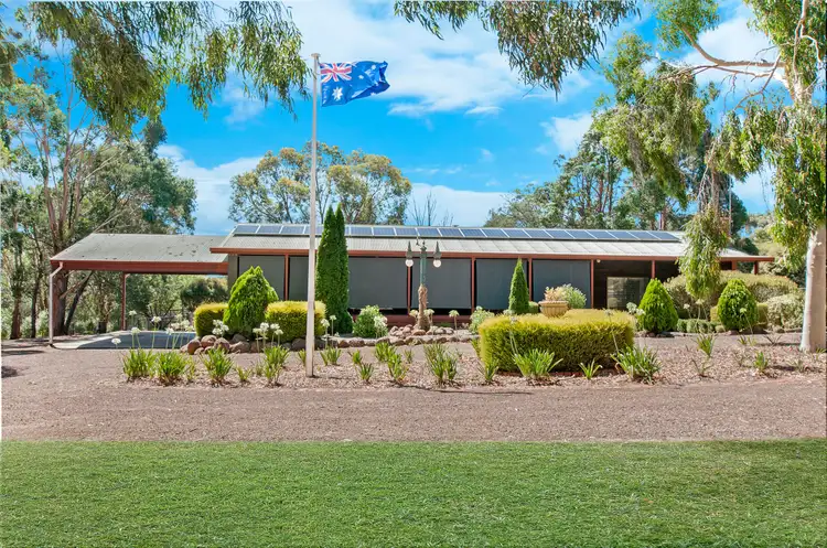 32 Paynes Road, Hamilton VIC 3300