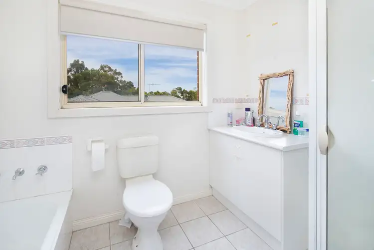 Seventh view of Homely house listing, 8 Eureka Gardens, Eureka VIC 3350