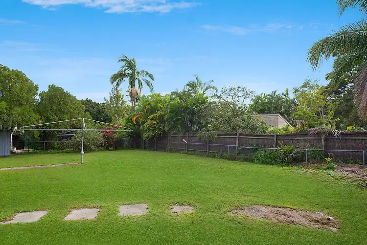 Fifth view of Homely house listing, 2 Ventura Street, Upper Mount Gravatt QLD 4122
