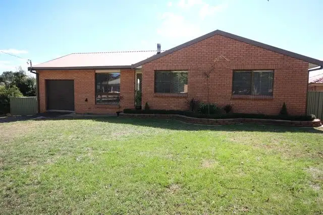Main view of Homely house listing, 19 Glyndwr Avenue, Oberon NSW 2787