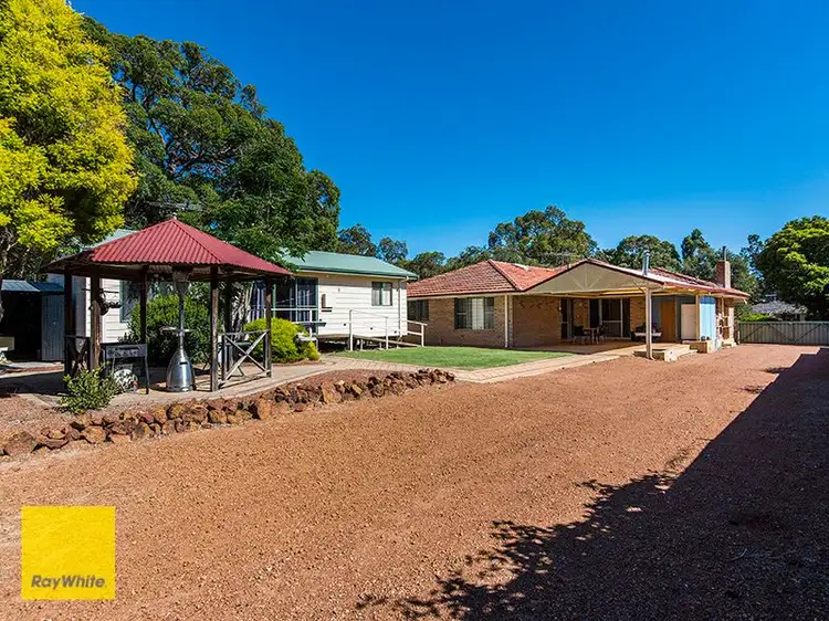 193 Grove Road, Lesmurdie WA 6076
