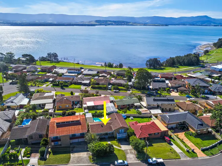 10 Goolagong Circuit, Mount Warrigal NSW 2528