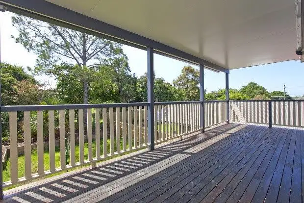 43 Madgwick Street, Wynnum QLD 4178
