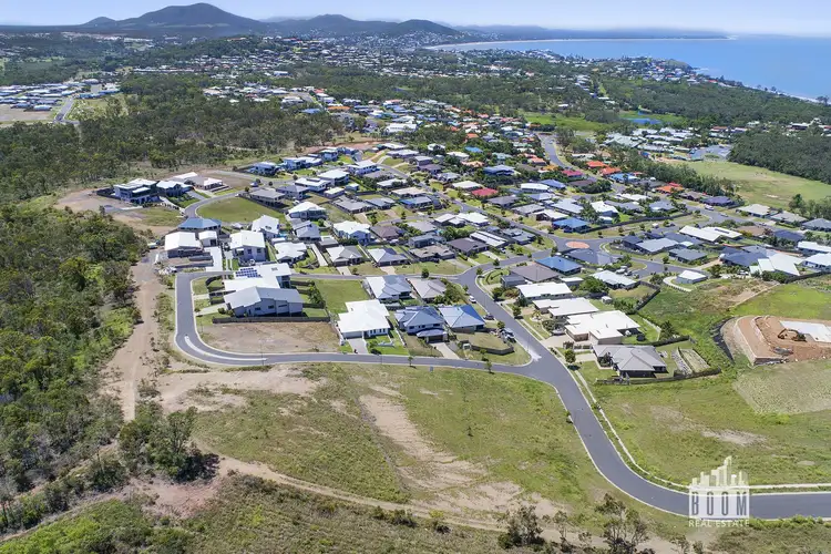 3 Ridge Avenue, Lammermoor QLD 4703