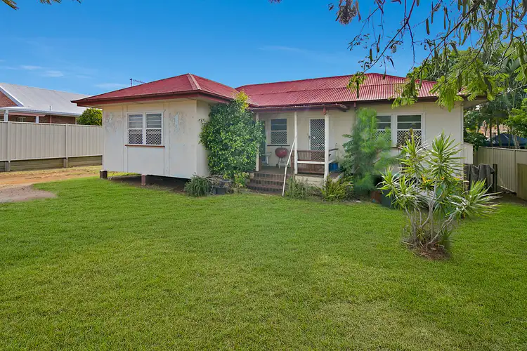 12 Waterloo Street