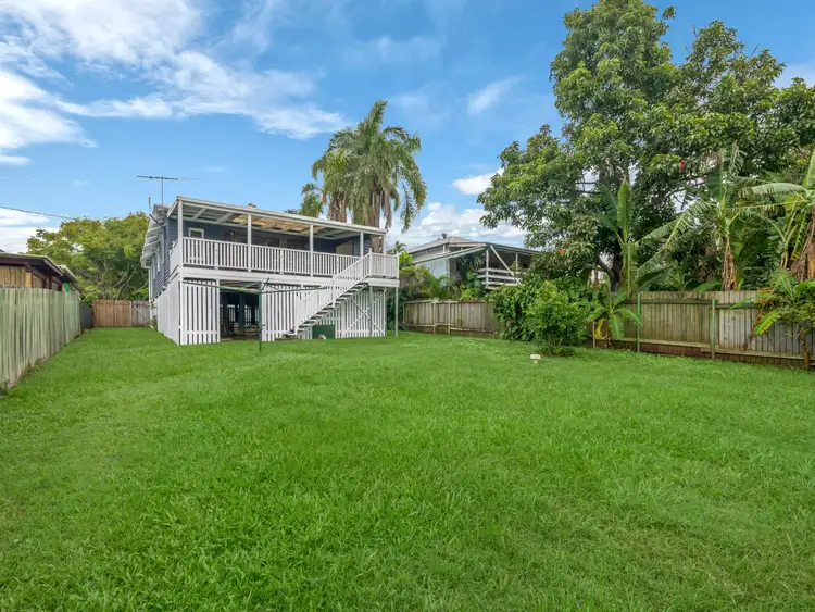 3 Neville Road, Bridgeman Downs QLD 4035