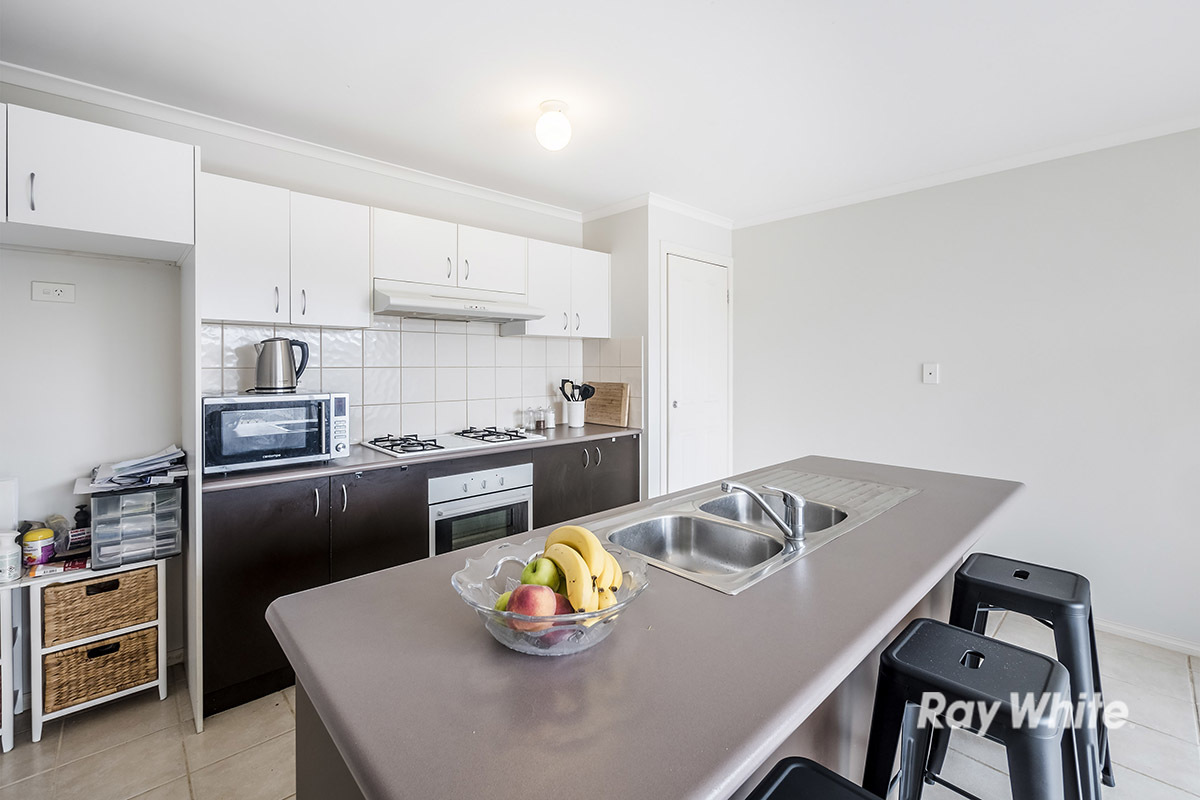Fifth view of Homely house listing, 37 Honey Myrtle Way, Cranbourne VIC 3977