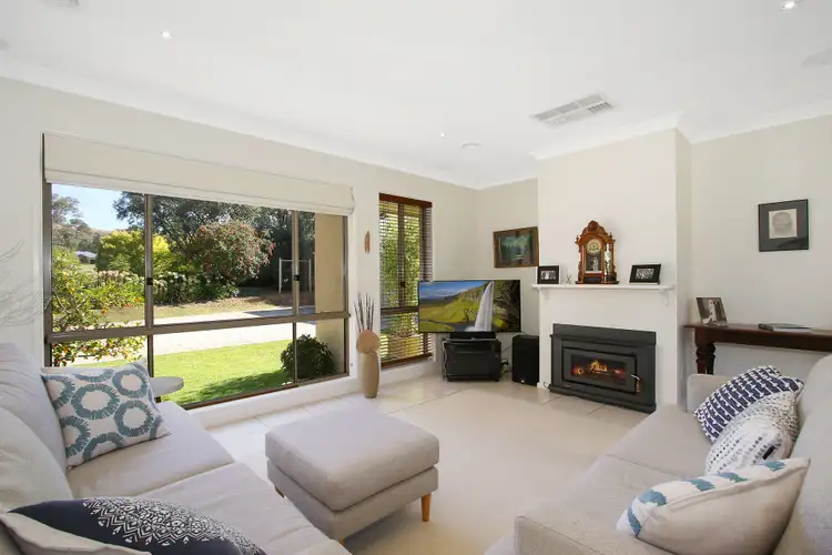 Fifth view of Homely house listing, 16 Innisfree Drive, West Wodonga VIC 3690