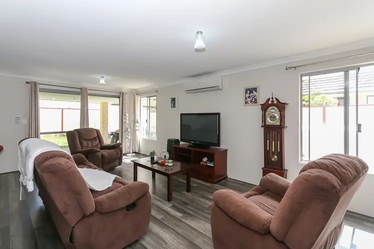 Sixth view of Homely house listing, 8 Dowitcher Loop, Gosnells WA 6110