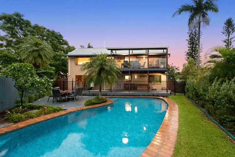 8 Welland Street, The Gap QLD 4061