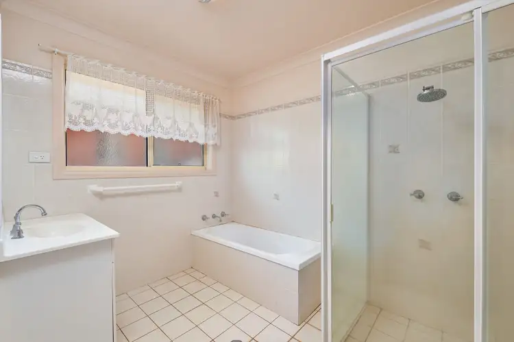 Seventh view of Homely house listing, 14 Gidgee Place, Glenfield Park NSW 2650