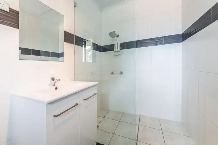 Fifth view of Homely apartment listing, 4/23 Stevens Street, Southport QLD 4215