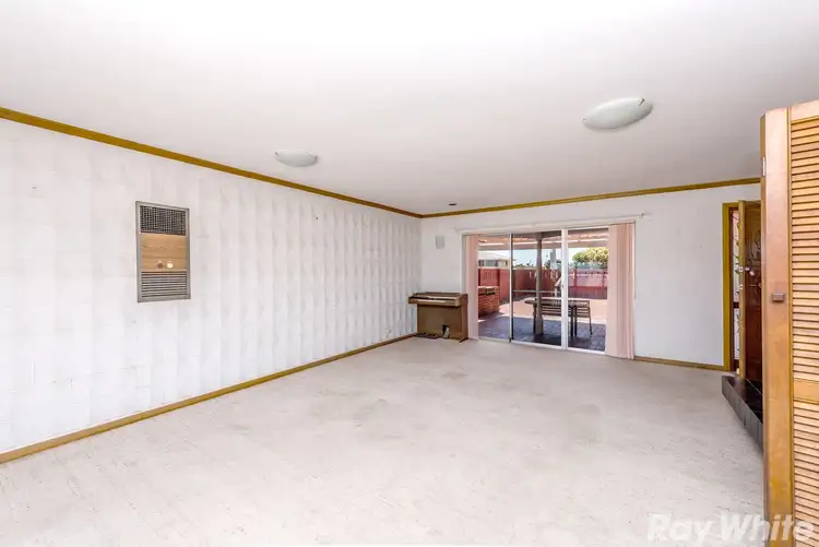 Seventh view of Homely house listing, 5 Ashton Close, Mount Tarcoola WA 6530