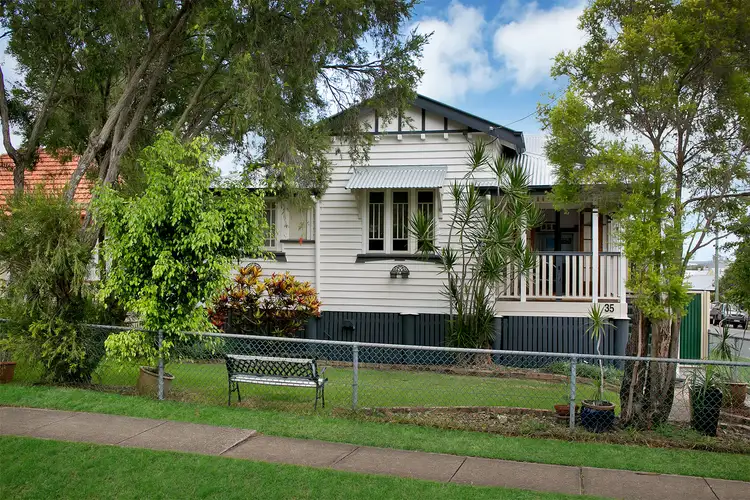 35 Livingstone Street, Yeerongpilly QLD 4105