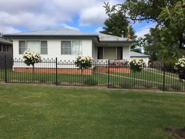 84 Hunter, Glen Innes NSW 2370