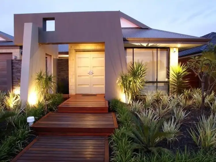 21 Dulegal Way, Aveley WA 6069