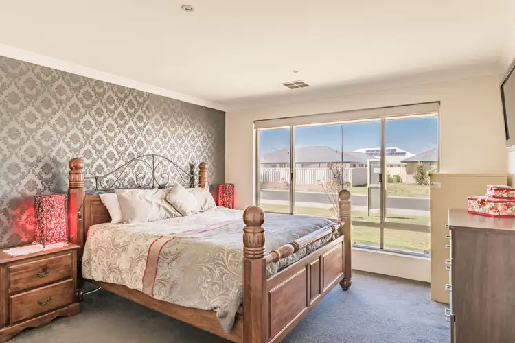 Sixth view of Homely house listing, 3 Lewana Approach, Dalyellup WA 6230