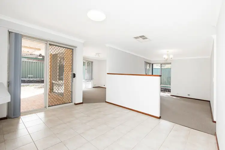 Seventh view of Homely house listing, 2 Summer Court, Bullsbrook WA 6084