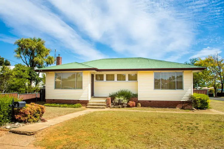 5 Glenroi Avenue, Orange NSW 2800