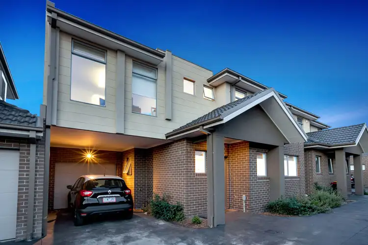 Main view of Homely townhouse listing, 2/20 Bristol Road, Pascoe Vale VIC 3044