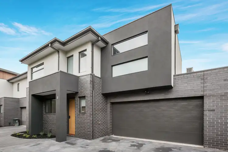 Main view of Homely house listing, 2/10 Gregory Street, Oak Park VIC 3046