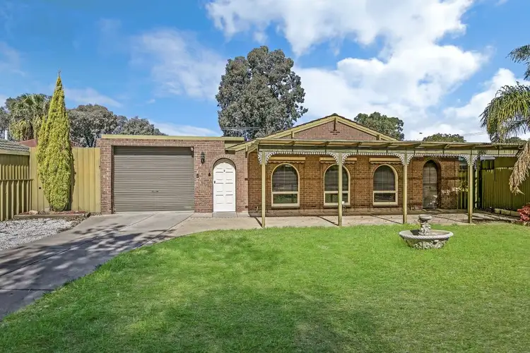 9 Almond Court