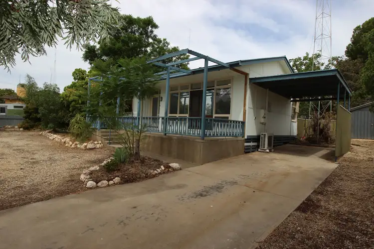 9 Matthews Street, Waikerie SA 5330