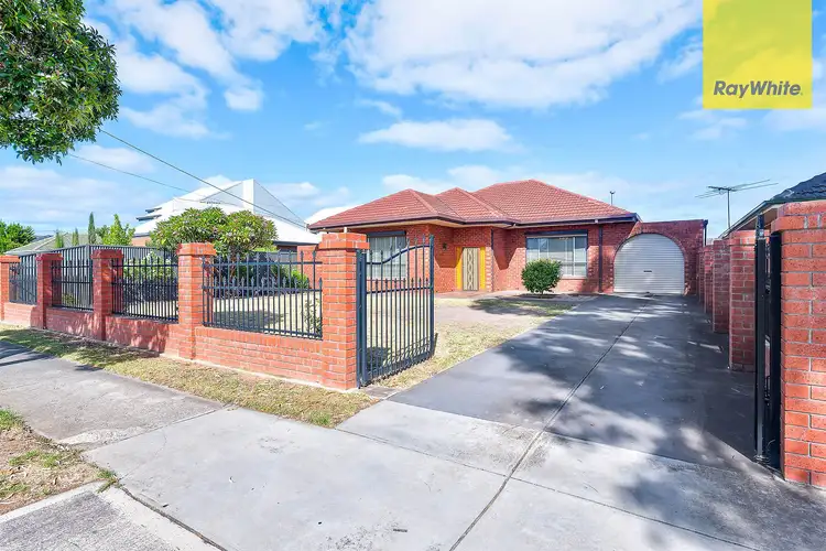 256 Findon Road, Findon SA 5023