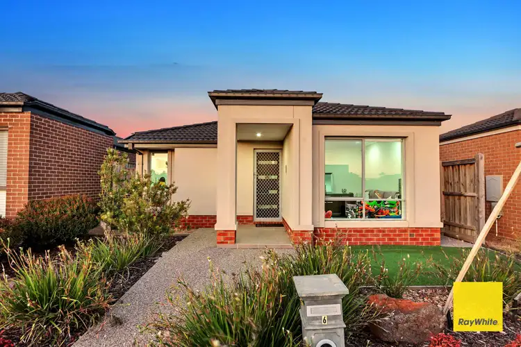 6 Latte Walk, Point Cook VIC 3030