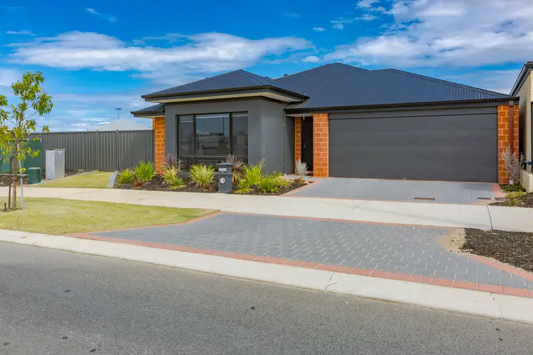 39 Honeywood Avenue, Wandi WA 6167